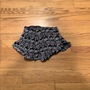 Brandy Melville patterned shorts